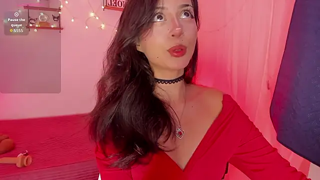 Snapshot of Tamara_Aluna_ chatting on 02.14.26 Tamara Aluna online show from 02.14.26