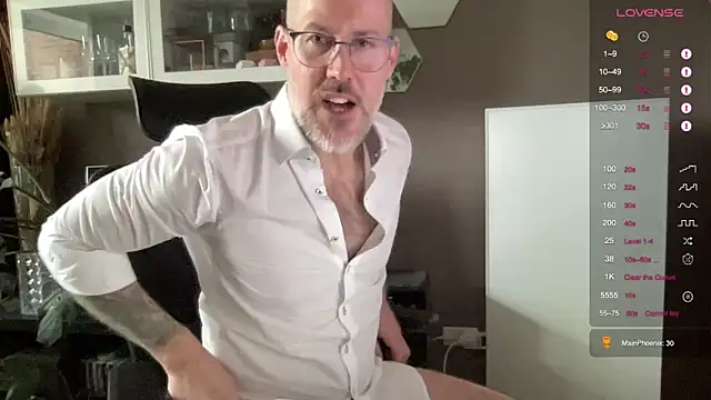 Snapshot of the_new_fit_rubinho chatting on 01.08.26 the new fit rubinho online show from 01.08.26