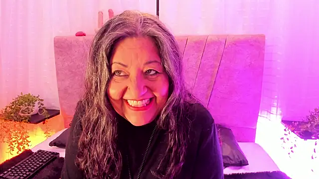 Victoriaa Anderson online show from 05.27.26