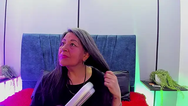 Victoriaa Anderson online show from 06.24.26
