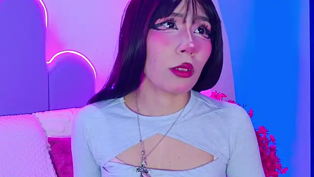 Snapshot of BunnySexyy18 chatting on 05.24.26 BunnySexyy18 online show from 05.24.26