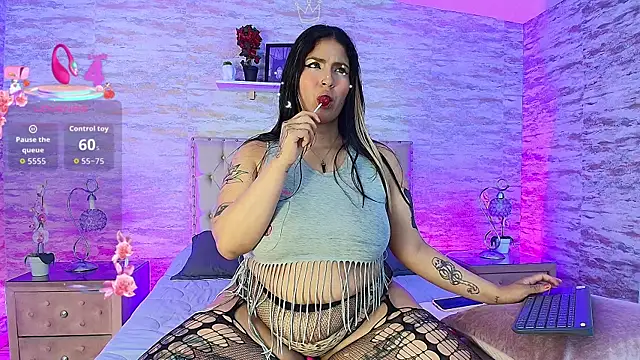 Sasha Larsen online show from 07.18.26
