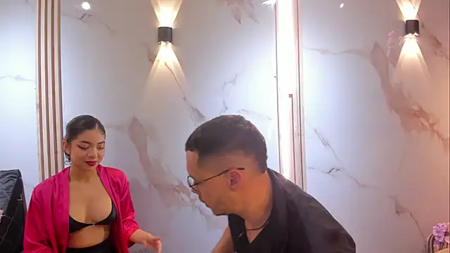 Aron and molly online show from 11.12.25