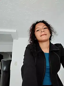 Snapshot of Sou_Sweet chatting on 11.20.25 Sou Sweet online show from 11.20.25