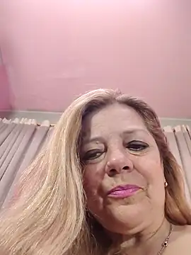 karlaanqui1 online show from 06.20.26