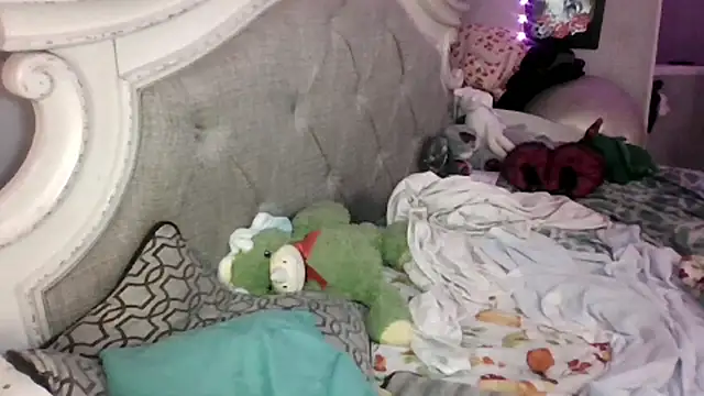 Dusaa  online show from 02.28.26