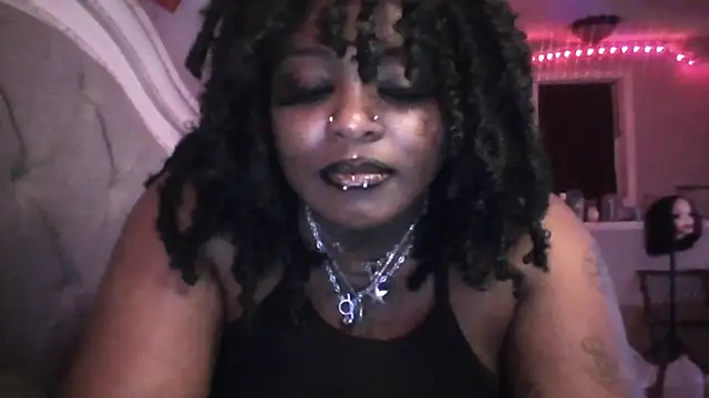 Snapshot of Dusaa_ chatting on 06.14.26 Dusaa online show from 06.14.26