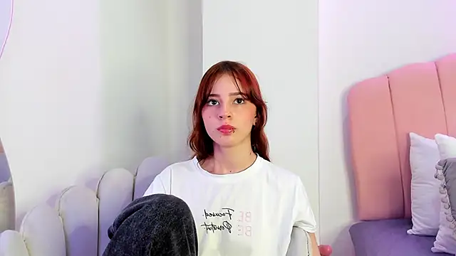 scarlett smith 3 online show from 11.24.25