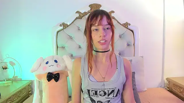 Snapshot of scarlett_smith_3 chatting on 06.20.26 scarlett smith 3 online show from 06.20.26