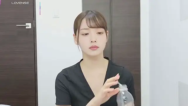 --Erika-- online show from 12.20.25