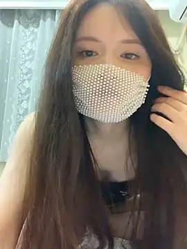 Snapshot of hoho-is chatting on 06.08.26 hoho-is online show from 06.08.26