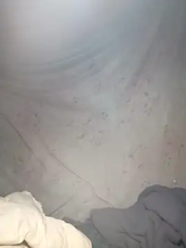 Snapshot of blonde_blg chatting on 12.04.25 blonde blg online show from 12.04.25