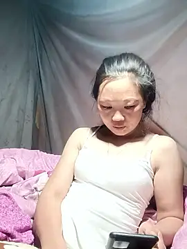 Snapshot of blonde_blg chatting on 01.14.26 blonde blg online show from 01.14.26