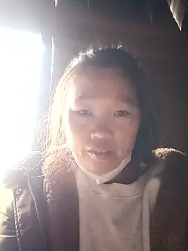 Snapshot of blonde_blg chatting on 01.15.26 blonde blg online show from 01.15.26