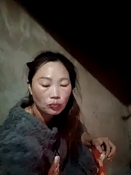 Snapshot of blonde_blg chatting on 02.12.26 blonde blg online show from 02.12.26