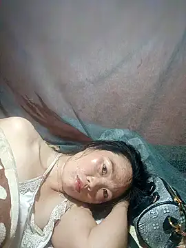 Snapshot of blonde_blg chatting on 02.17.26 blonde blg online show from 02.17.26