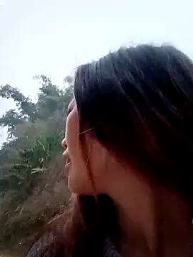 Snapshot of blonde_blg chatting on 02.21.26 blonde blg online show from 02.21.26