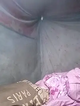 Snapshot of blonde_blg chatting on 03.19.26 blonde blg online show from 03.19.26