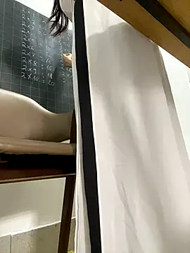 Snapshot of Minssa6969 chatting on 12.23.25 Minssa6969 online show from 12.23.25