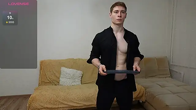 Snapshot of Kevin_geo_ chatting on 11.17.25 Kevin geo online show from 11.17.25