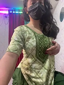 Snapshot of Red_Queen_11 chatting on 01.06.26 Red Queen 11 online show from 01.06.26