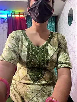 Snapshot of Red_Queen_11 chatting on 01.10.26 Red Queen 11 online show from 01.10.26