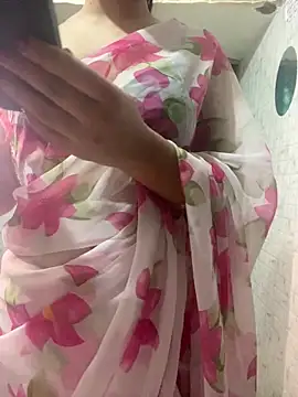 Snapshot of Red_Queen_11 chatting on 01.15.26 Red Queen 11 online show from 01.15.26