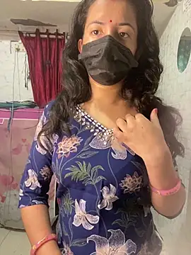 Red Queen 11 online show from 03.25.26