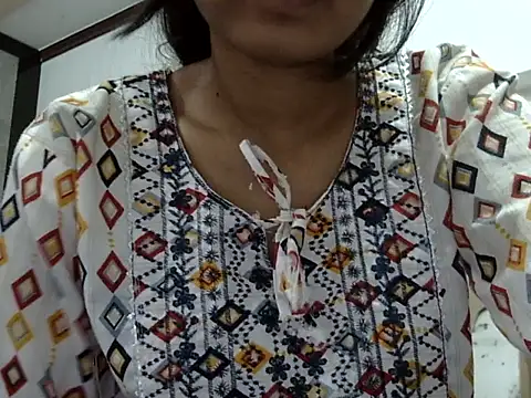 SEXY PRIYA83 online show from 05.04.26