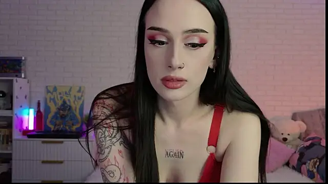 Snapshot of Darineko_ chatting on 11.28.25 Darineko online show from 11.28.25