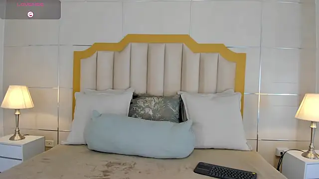 Snapshot of sofiaivanova chatting on 01.14.26 sofiaivanova online show from 01.14.26