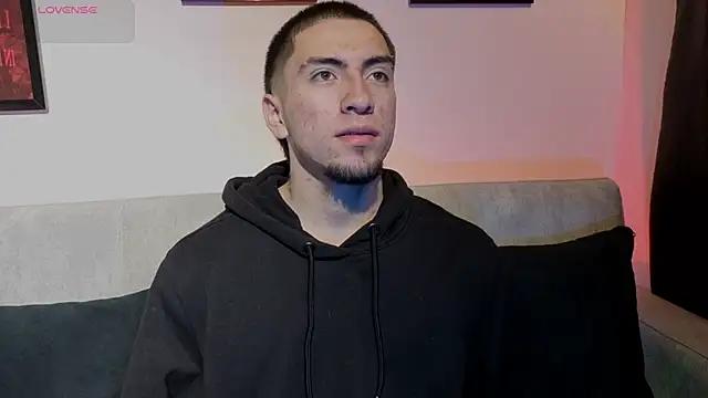 Snapshot of AresMassimoX chatting on 12.03.25 AresMassimoX online show from 12.03.25