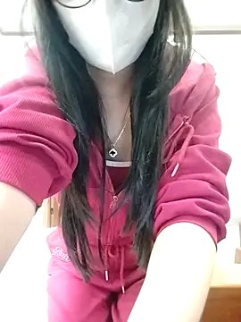 Snapshot of __Anna___ chatting on 12.05.25 Anna online show from 12.05.25