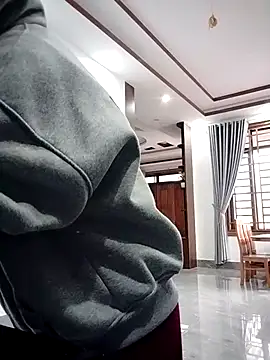 Snapshot of __Anna___ chatting on 12.15.25 Anna online show from 12.15.25