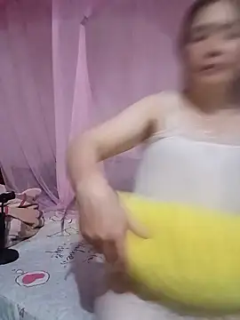 Feeling-hot online show from 05.20.26