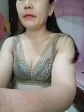 Feeling-hot online show from 07.02.26
