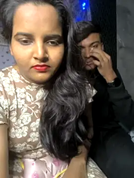 Snapshot of drakezone chatting on 11.30.25 drakezone online show from 11.30.25