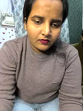 Snapshot of drakezone chatting on 12.01.25 drakezone online show from 12.01.25