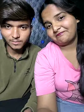 Snapshot of drakezone chatting on 12.02.25 drakezone online show from 12.02.25