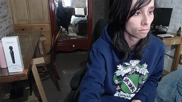 CaramelToy online show from 11.10.25