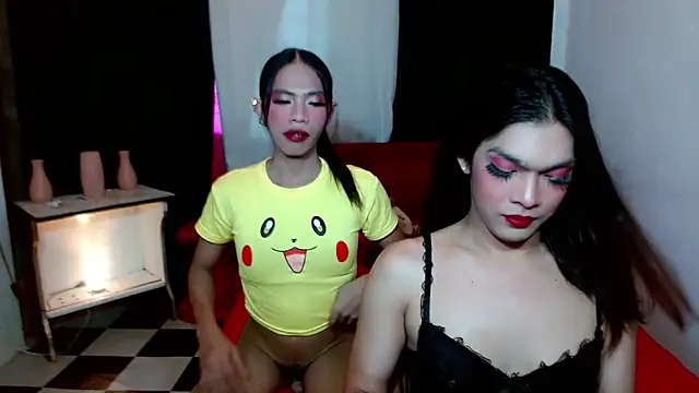 Snapshot of horsecock_gabriela chatting on 11.17.25 horsecock gabriela online show from 11.17.25