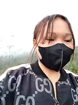 Snapshot of m-mbae chatting on 12.18.25 m-mbae online show from 12.18.25