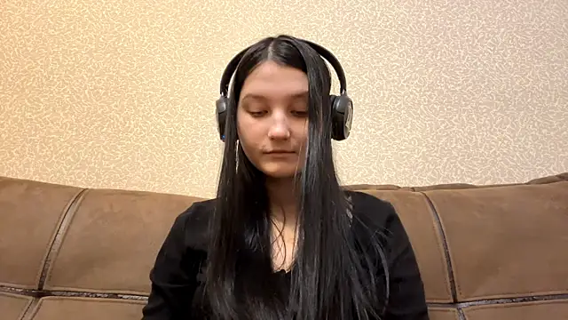 Snapshot of AurorAurora chatting on 01.08.26 AurorAurora online show from 01.08.26