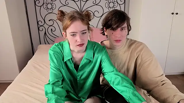 Snapshot of Danny_loves_Mary chatting on 11.28.25 Danny loves Mary online show from 11.28.25