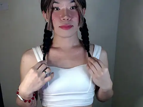 Snapshot of dazzlingcarol chatting on 02.01.26 dazzlingcarol online show from 02.01.26