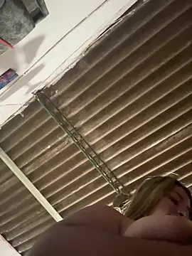 Snapshot of Amira_Malia chatting on 02.21.26 Amira Malia online show from 02.21.26