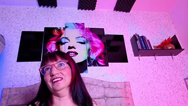 Snapshot of adalya_y chatting on 06.22.26 adalya y online show from 06.22.26