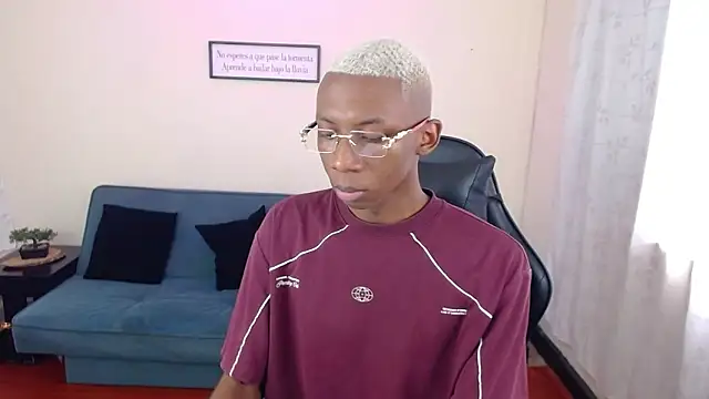 Snapshot of Miilo18 chatting on 01.16.26 Miilo18 online show from 01.16.26