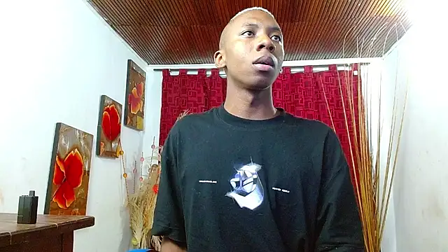 Snapshot of Miilo18 chatting on 02.03.26 Miilo18 online show from 02.03.26