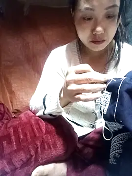 Snapshot of mi_ka_mi chatting on 02.25.26 mi ka mi online show from 02.25.26